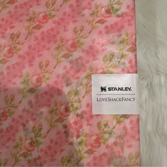 THE STANLEY X LOVESHACKFANCY QUENCHER | 40 OZ - Picture 9 of 10